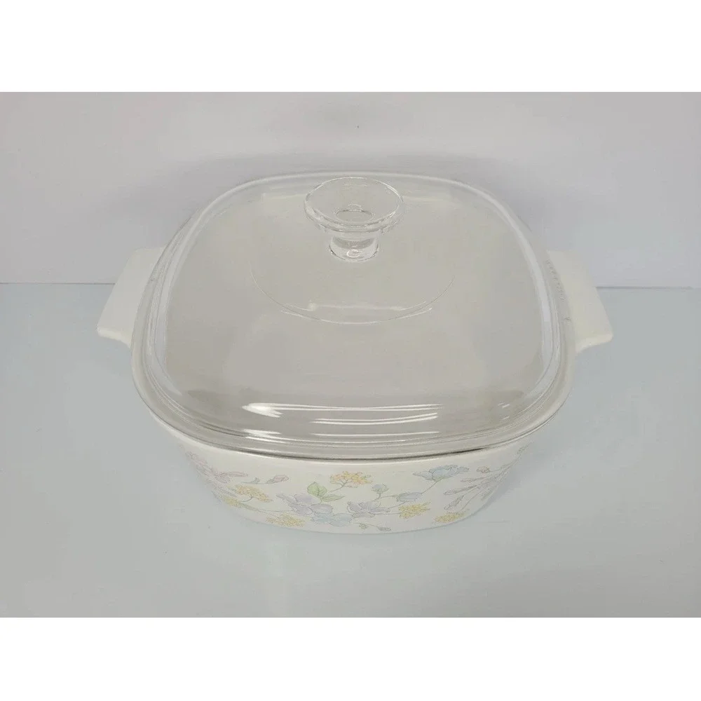 Vintage Corning (A-3-B) 3 Liter Casserole Dish Pastel Bouquet with Lid